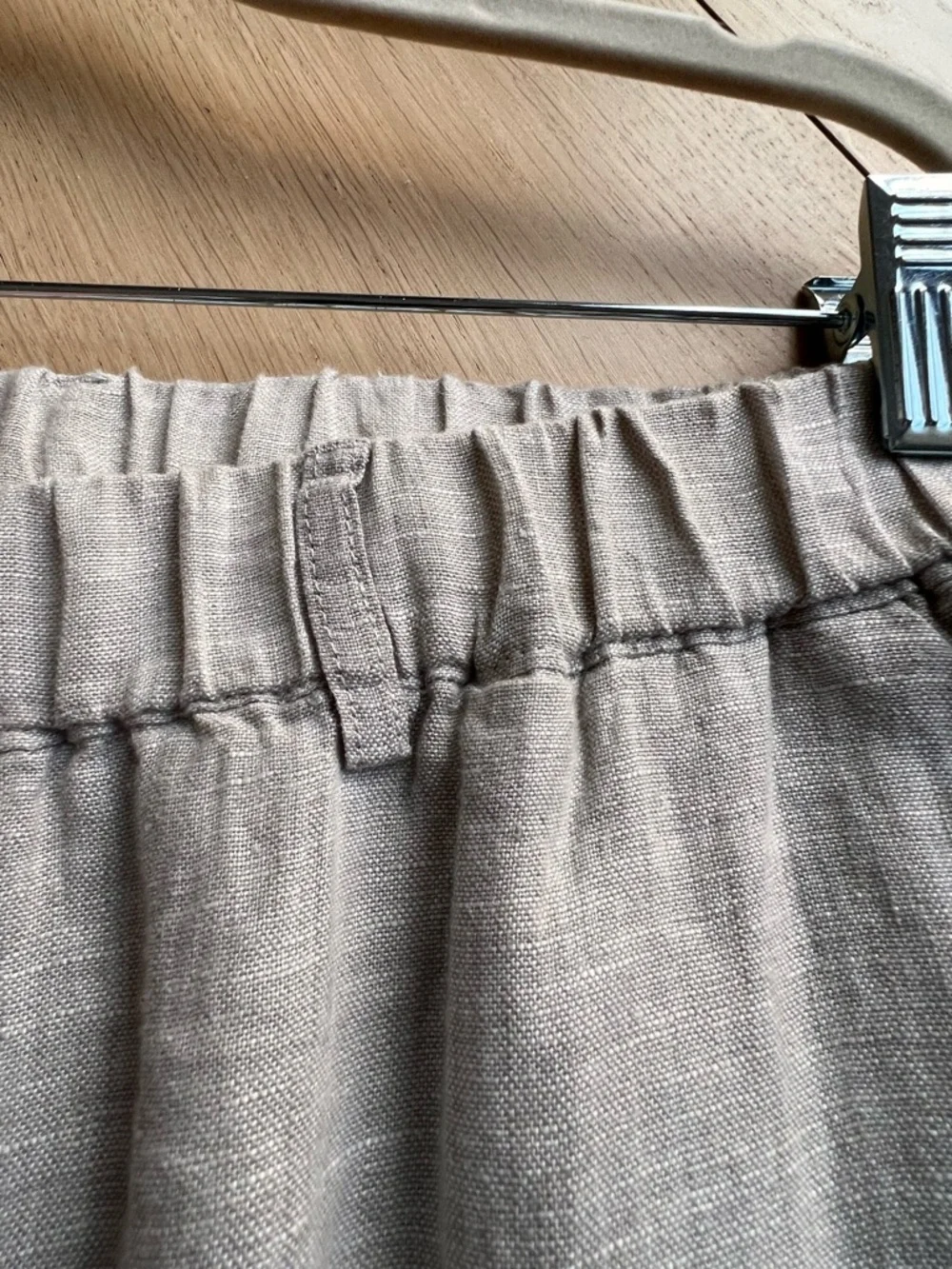 NWOT Quince Natural Beige Cropped Linen Pants. Size M - Picture 10 of 13